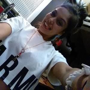 Meet your Posher, Latasha